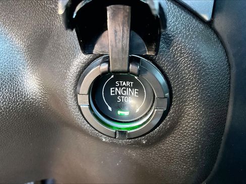 Used 2021 Chevrolet Silverado 1500 LTZ image 62