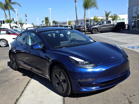 Used 2022 Tesla Model 3 image 6