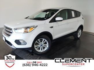 Used 2018 Ford Escape SE w/ Ford Safe & Smart Package image 1