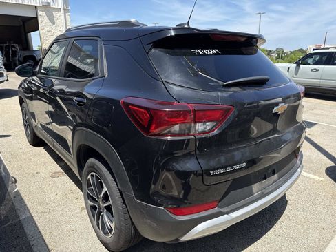 Used 2025 Chevrolet TrailBlazer LT FWD image 6