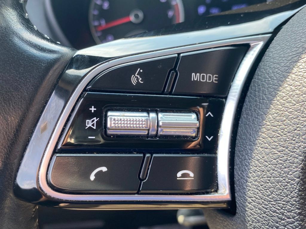 Used 2020 Kia Optima EX FWD image 28