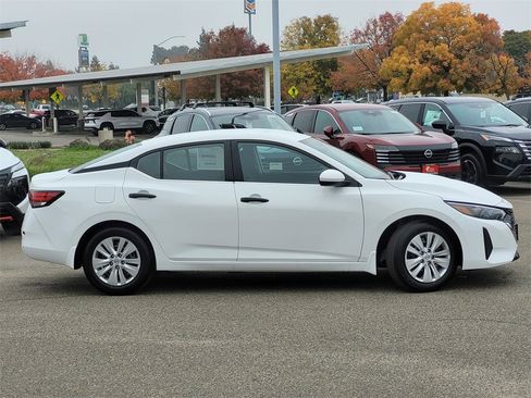 New 2025 Nissan Sentra S image 3