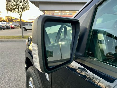 Used 2022 Ford F150 XLT w/ Equipment Group 302A High image 13