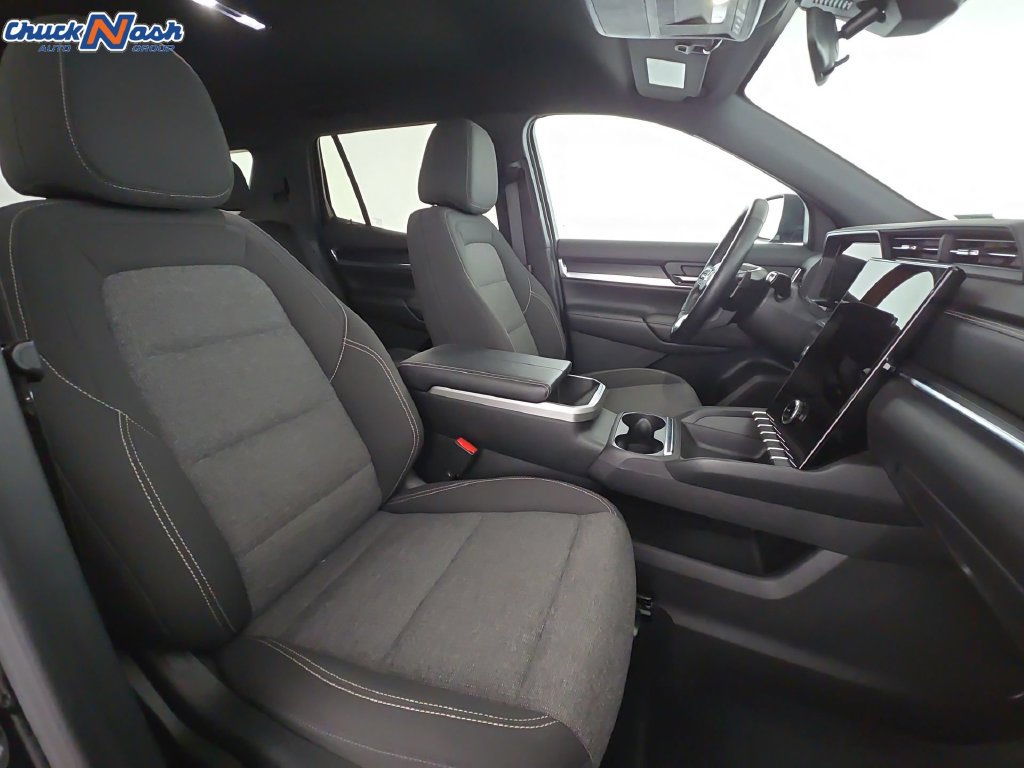 Used 2025 GMC Terrain Elevation AWD/4WD image 32