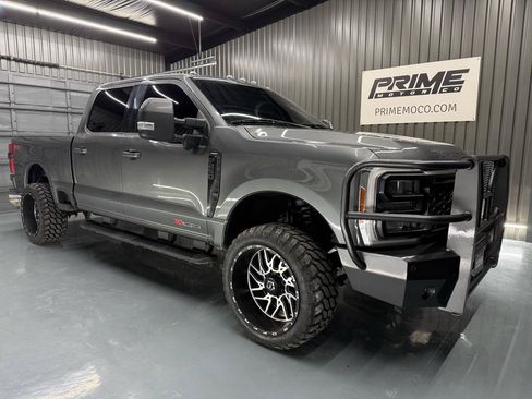 Used 2023 Ford F250 Lariat w/ Lariat Ultimate Package AWD/4WD image 2