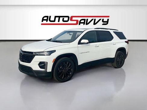 Used 2023 Chevrolet Traverse RS AWD/4WD image 3