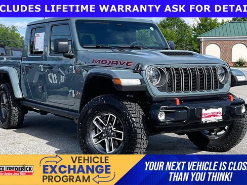 Used 2026 Jeep Gladiator Mojave AWD/4WD image 1