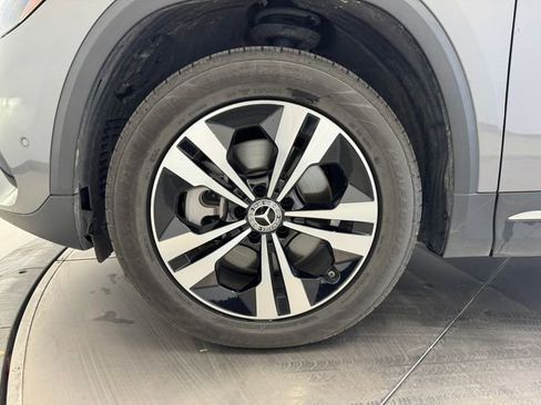 Used 2025 Mercedes-Benz GLA 250 image 10