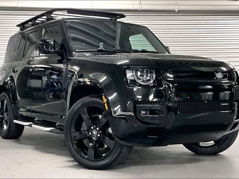 Certified 2023 Land Rover Defender 110 X-Dynamic SE image 12