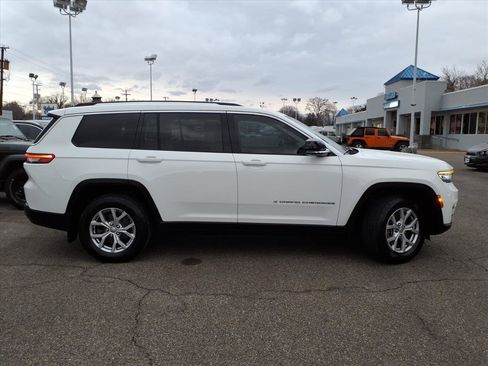 Used 2021 Jeep Grand Cherokee L Limited w/ MOPAR Finishing Package image 3