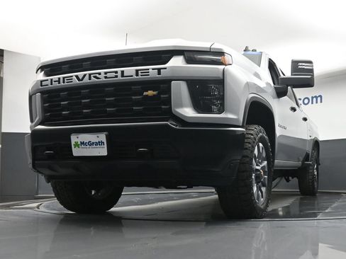 Used 2023 Chevrolet Silverado 2500 Custom w/ Custom Value Package AWD/4WD image 6