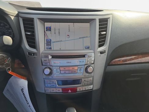 Used 2012 Subaru Outback 2.5i Limited image 22