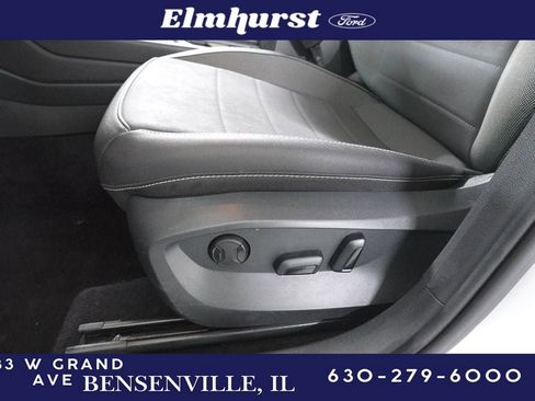 Used 2024 Volkswagen Taos SE image 10