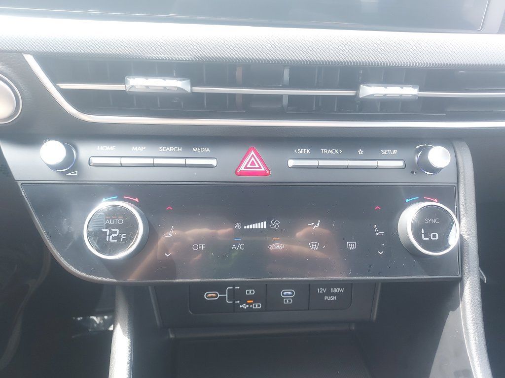 Used 2024 Hyundai Sonata SEL FWD image 17