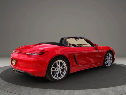 Used 2014 Porsche Boxster S image 4