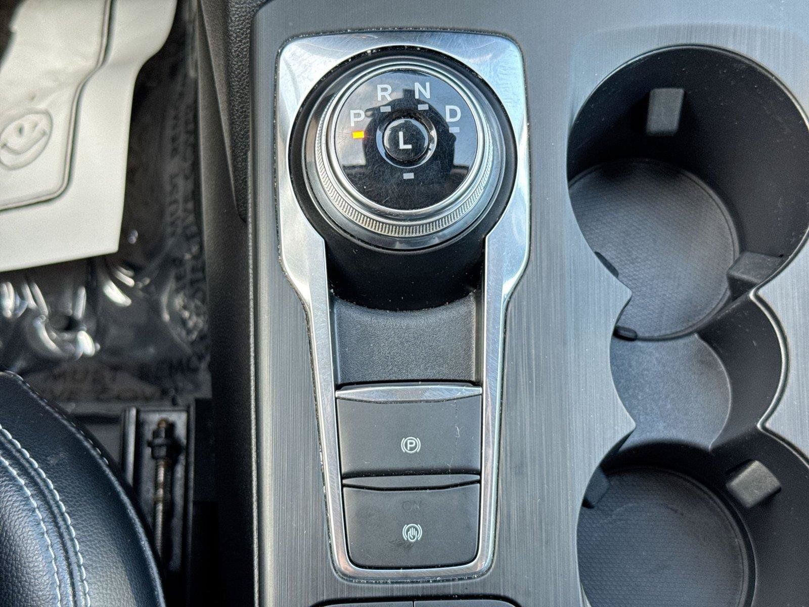 Used 2020 Ford Escape SEL FWD image 13