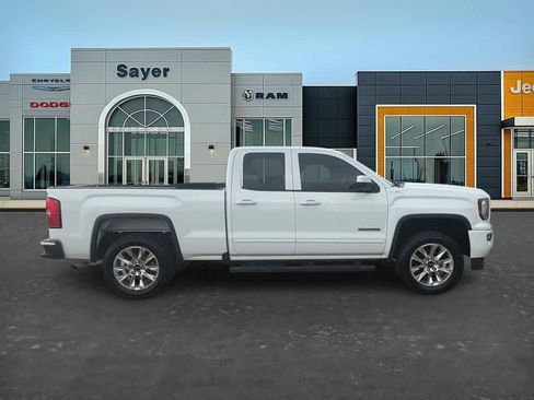 Used 2017 GMC Sierra 1500 4x4 Double Cab w/ Elevation Edition image 8