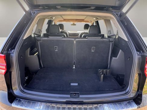 Used 2018 Volkswagen Atlas SEL Premium image 30