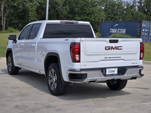 Used 2024 GMC Sierra 1500 SLE AWD/4WD image 6
