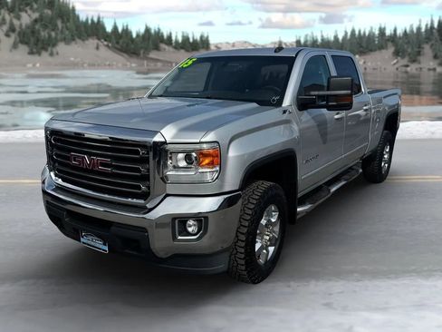 Used 2015 GMC Sierra 2500 SLE w/ SLE Preferred Package image 7