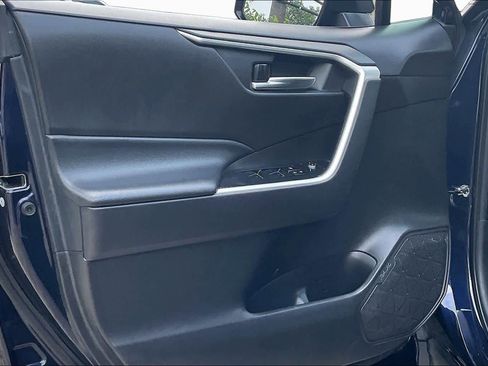 Used 2024 Toyota RAV4 XLE FWD image 21