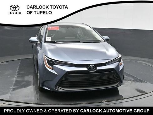 Used 2026 Toyota Corolla LE image 6