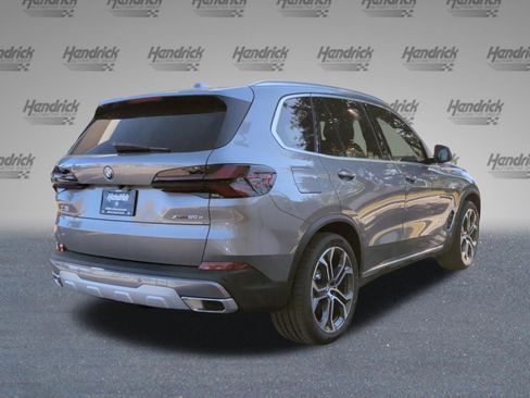 Used 2026 BMW X5 xDrive50e w/ Climate Comfort Package AWD/4WD image 9
