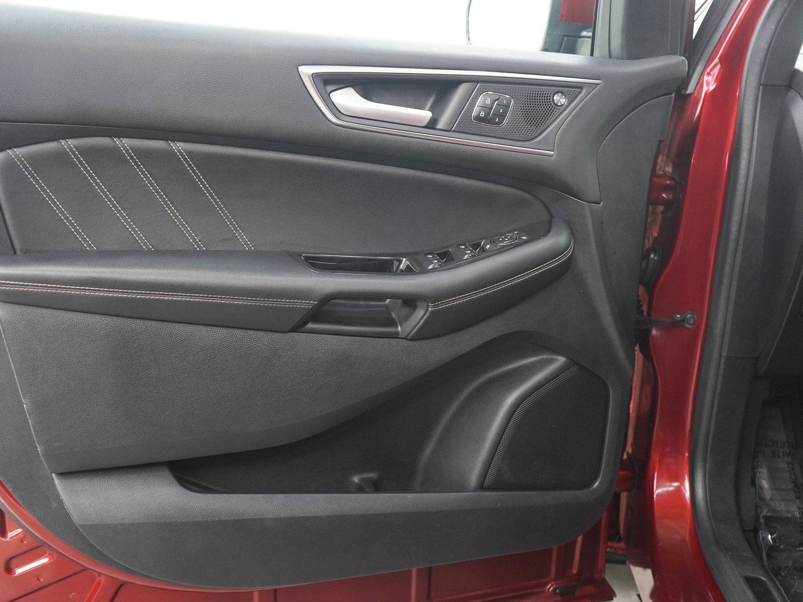 Used 2019 Ford Edge ST w/ Convenience Package AWD/4WD image 19