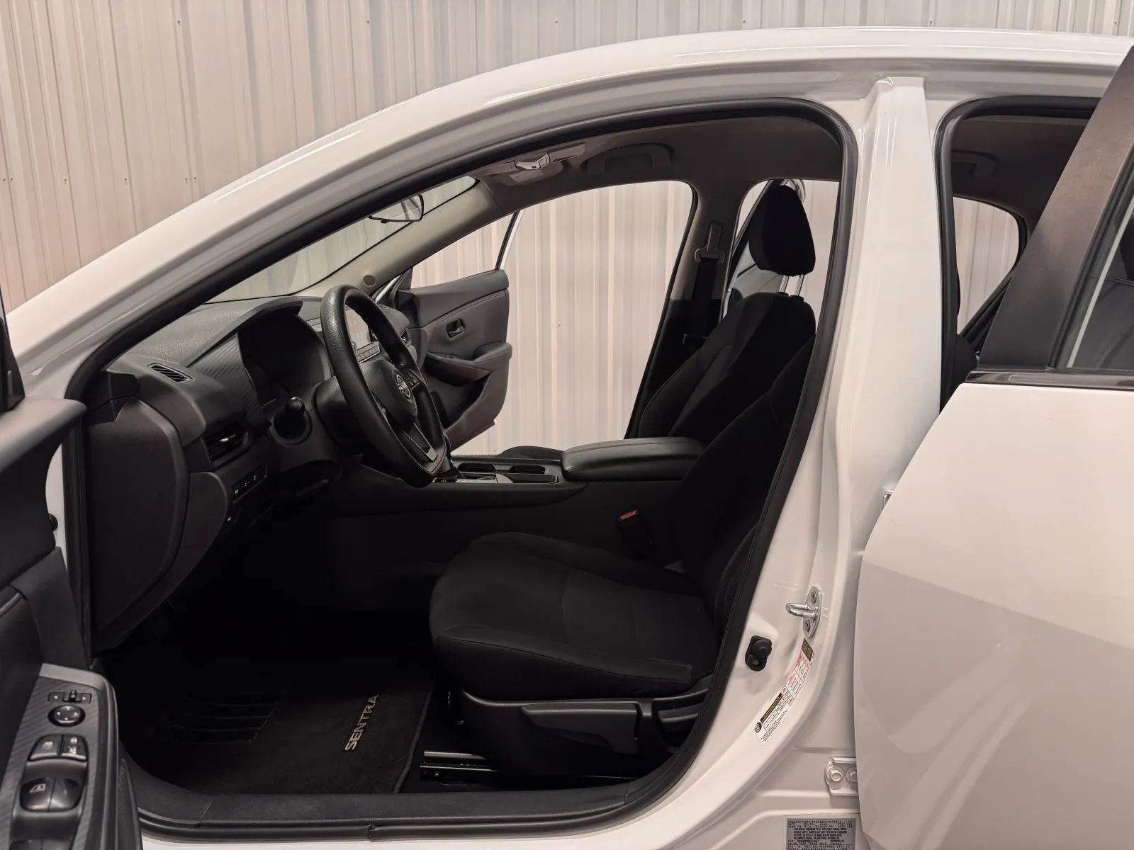 Used 2024 Nissan Sentra S FWD image 32