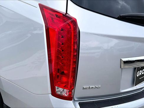 Used 2014 Cadillac SRX Performance w/ Driver Awareness Package image 26