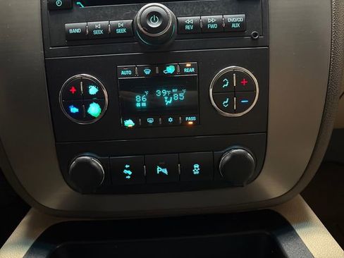 Used 2013 GMC Yukon SLT w/ SLT-2 Equipment Package image 38