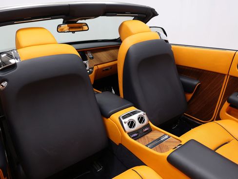 Used 2016 Rolls-Royce Dawn Convertible 2D image 52