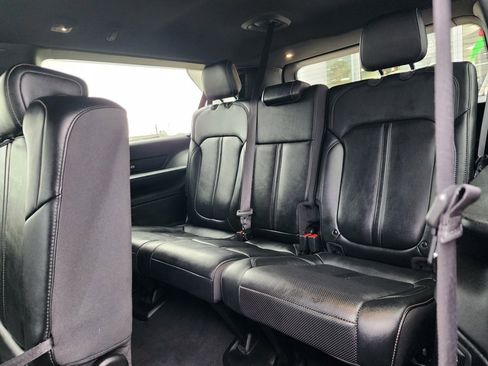 Used 2024 Jeep Wagoneer L Series II w/ Flexible Seating Group image 16