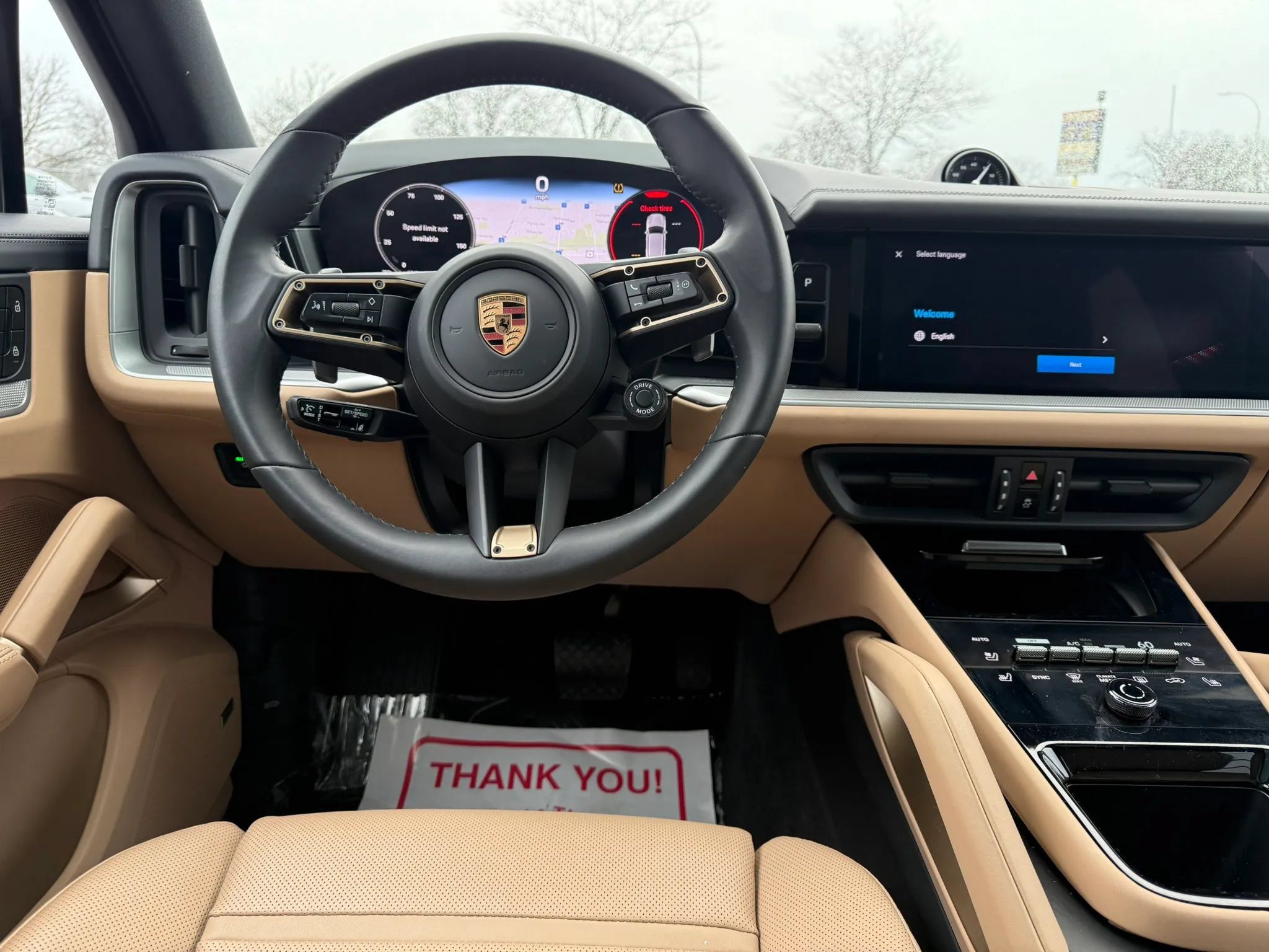 Used 2025 Porsche Cayenne E-Hybrid w/ Premium Package Plus AWD/4WD image 24