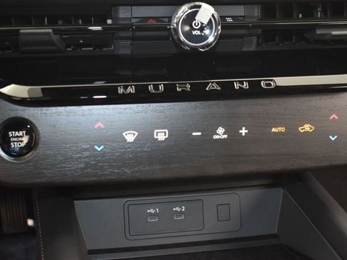 New 2025 Nissan Murano SV image 11