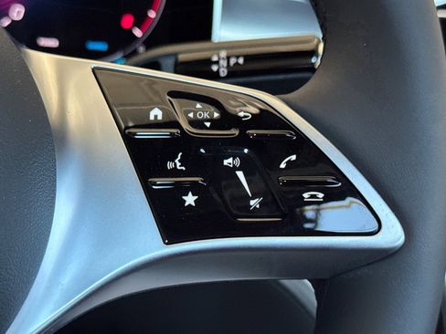 New 2025 Mercedes-Benz C 300 4MATIC Sedan image 28