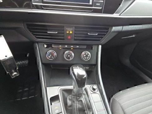 Used 2024 Volkswagen Jetta S FWD image 22