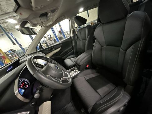 Certified 2022 Subaru Ascent Premium w/ Convenience Package image 15