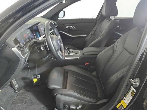Used 2022 BMW 330e w/ M Sport Package RWD image 9