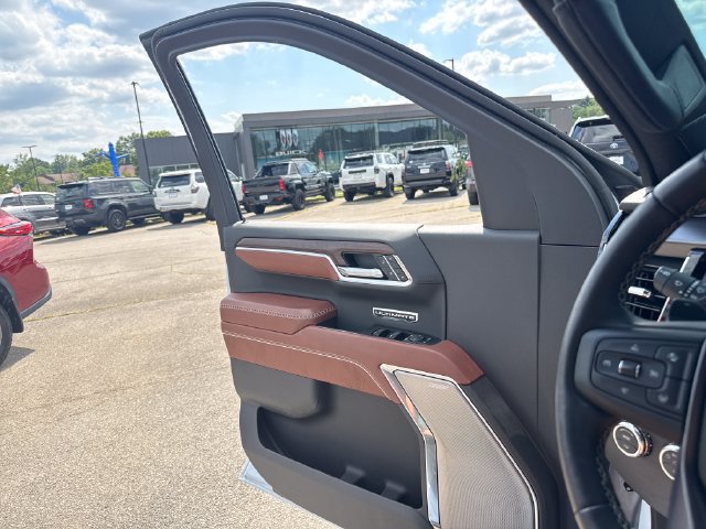 Used 2026 GMC Sierra 1500 Denali Ultimate AWD/4WD image 12