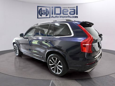 Used 2017 Volvo XC90 T6 Momentum w/ Vision Package AWD/4WD image 3
