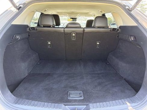Used 2025 MAZDA CX-5 AWD 2.5 S w/ Preferred Package image 16