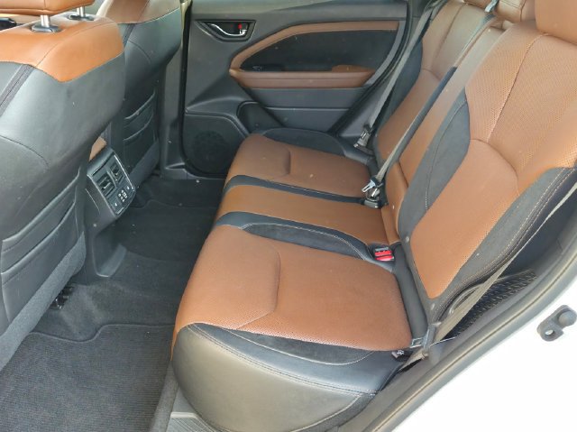 Used 2025 Subaru Forester Touring AWD/4WD image 35