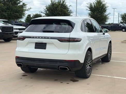 Used 2020 Porsche Cayenne AWD/4WD image 9