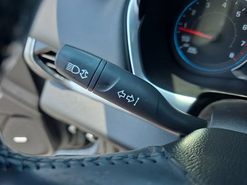 Used 2018 Chevrolet Traverse RS FWD image 21
