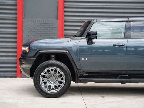 Used 2025 GMC Hummer EV 3X AWD/4WD image 8