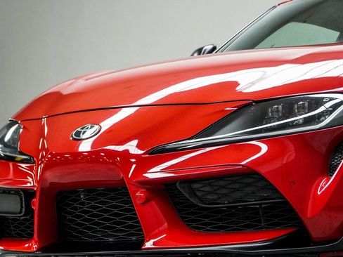 Used 2021 Toyota Supra w/ Safety & Technology Package RWD image 2