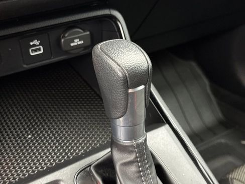 Used 2025 Honda CR-V LX image 20