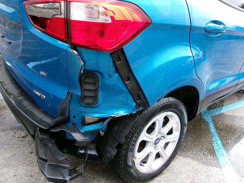 Used 2018 Ford EcoSport SE AWD/4WD image 3