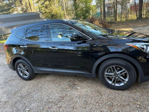 Used 2017 Hyundai Santa Fe Sport image 3